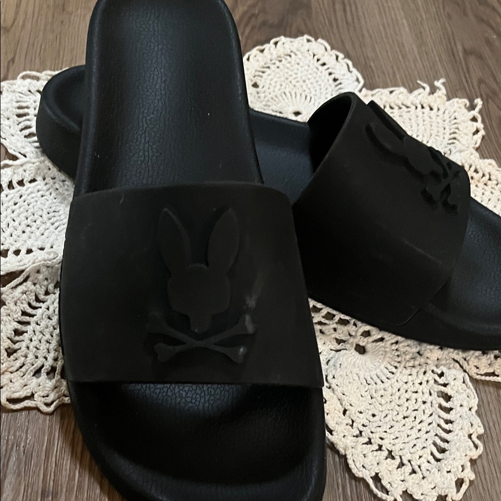 Men’s Psycho Bunny black Slides size 11